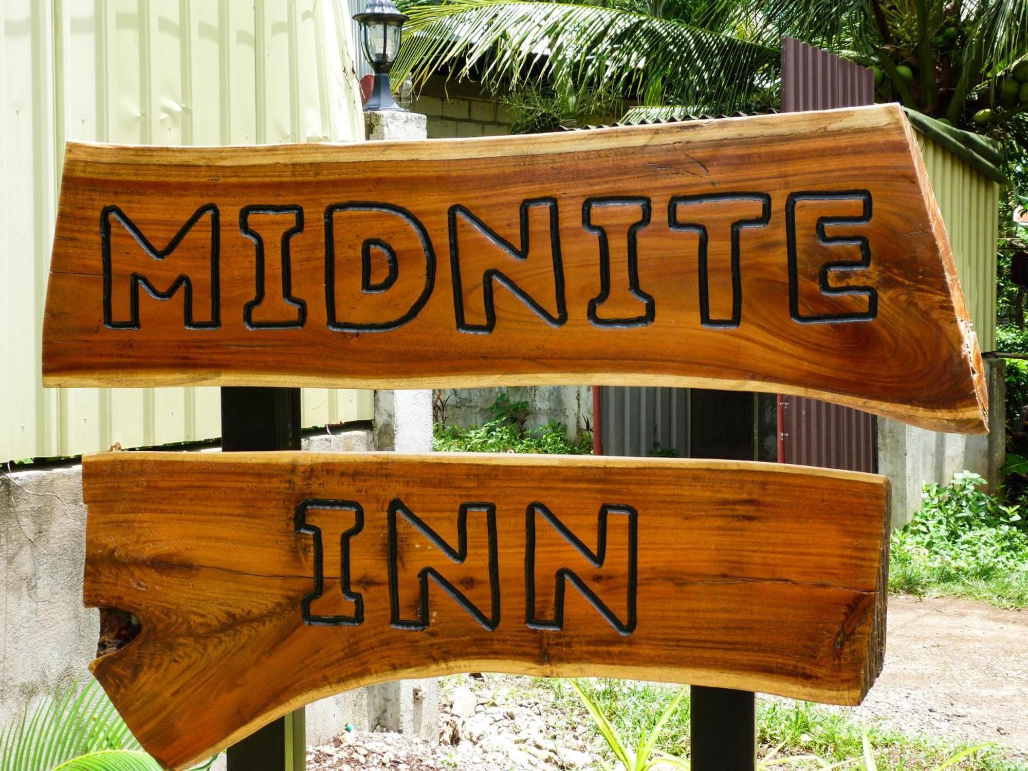 Midnite Inn Панглао Екстериор снимка